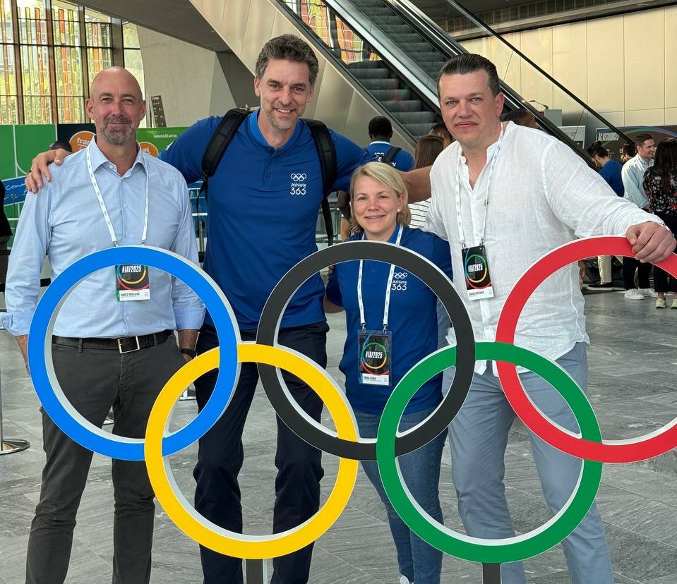 Сергей Рутенко принял участие в Международном форуме атлетов в Лозанне Сергей Рутенко принял участие в Международном форуме атлетов в Лозанне