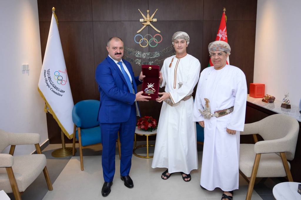 Президент НОК Беларуси провел встречу с главой олимпийского комитета Омана Президент НОК Беларуси провел встречу с главой олимпийского комитета Омана