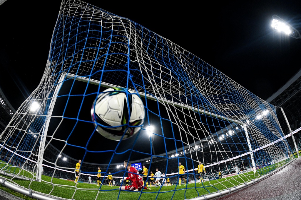 Футболисты "МЛ Витебск" впервые стали чемпионами Беларуси Футболисты "МЛ Витебск" впервые стали чемпионами Беларуси