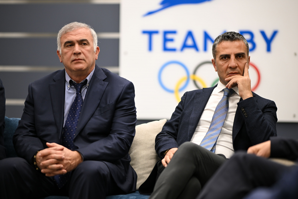 Meeting 17.jpg Meeting 17.jpg