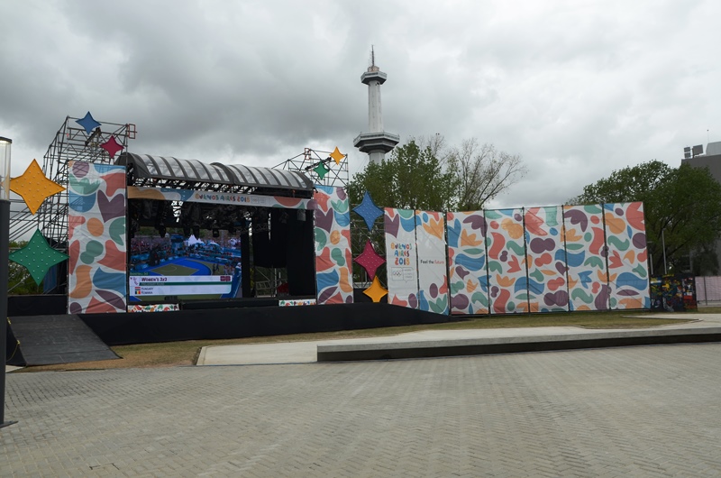 ГЛАВНАЯ СЦЕНА В ДЕРЕВНЕ.JPG