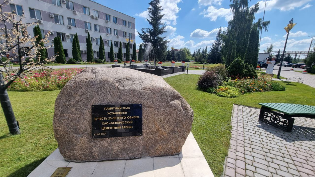 photo_2023-08-18_22-26-31.jpg photo_2023-08-18_22-26-31.jpg