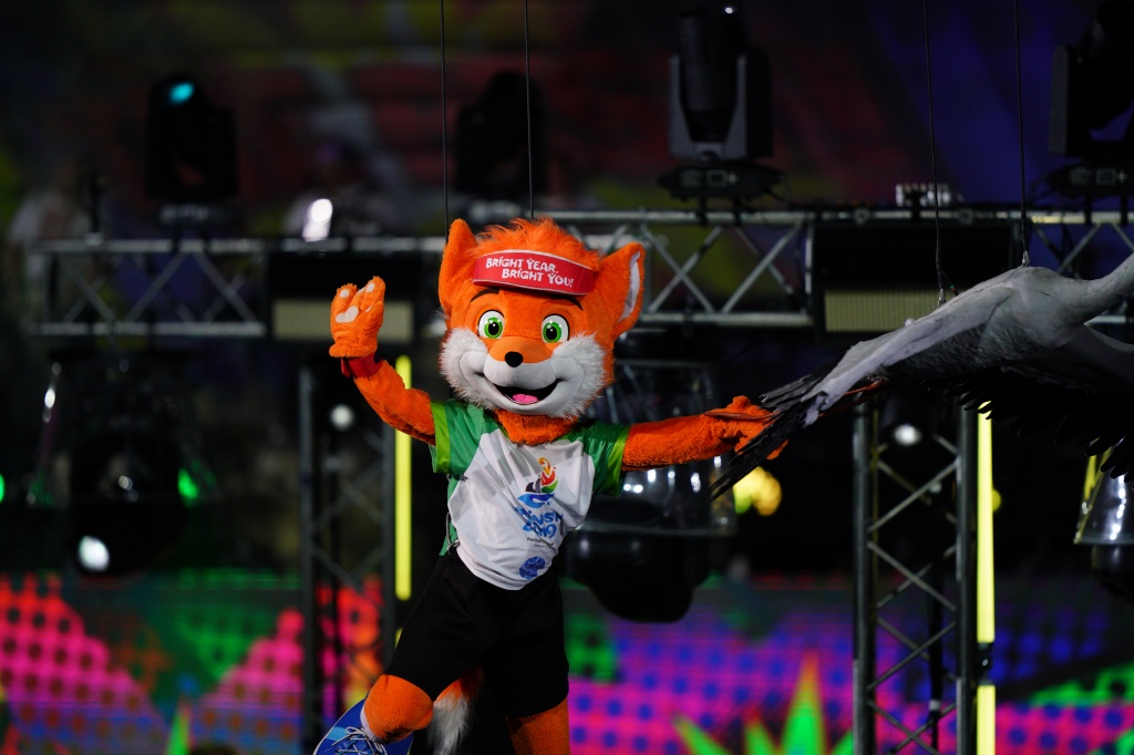 Лесик ткрытие350.JPG