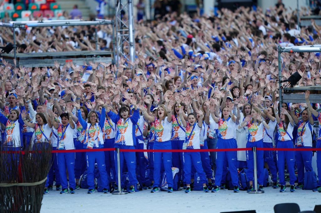 Волонтеры закрытие15.JPG