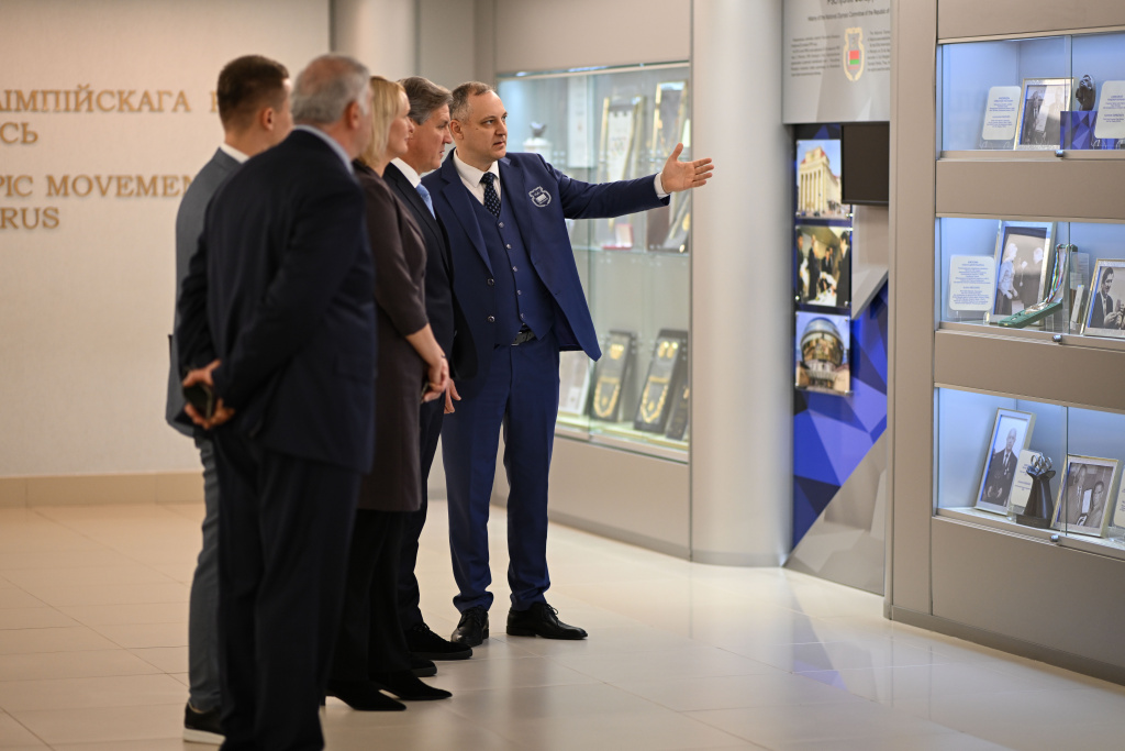 Meeting 97.jpg Meeting 97.jpg