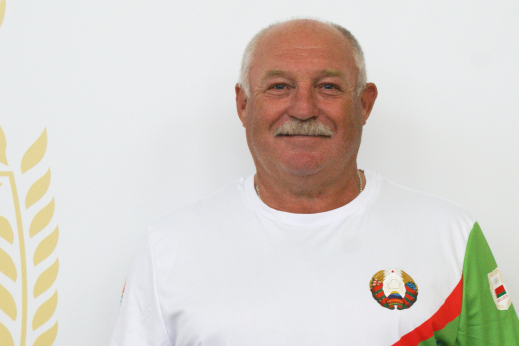 Михаил Домаросов_тренер.JPG