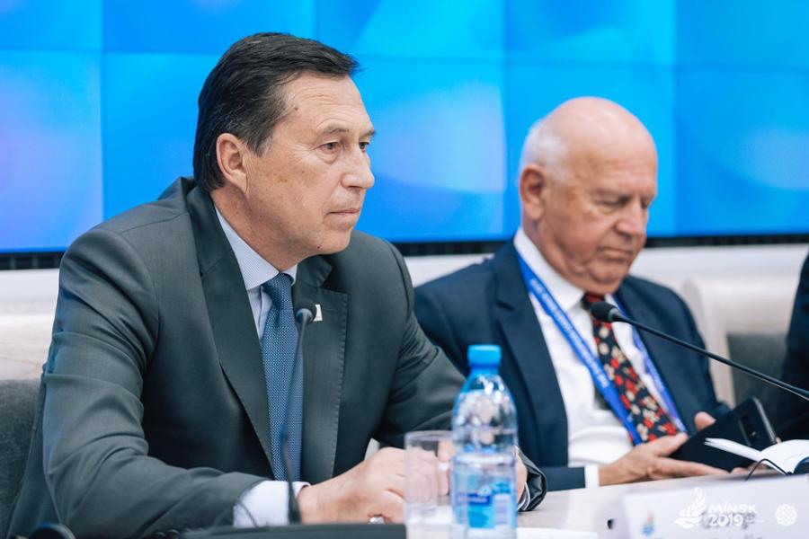 megoc_final EOC press-conference-4998.jpg_thumb_900x600.jpg