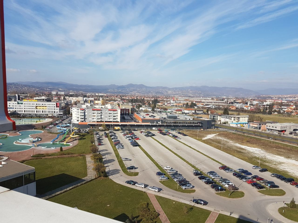 вид из окна.jpg