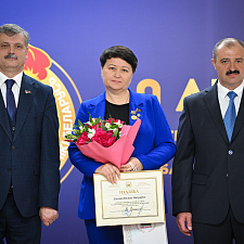 Виктор Лукашенко поздравил Министерство спорта и туризма Республики Беларусь с 30-летием 33