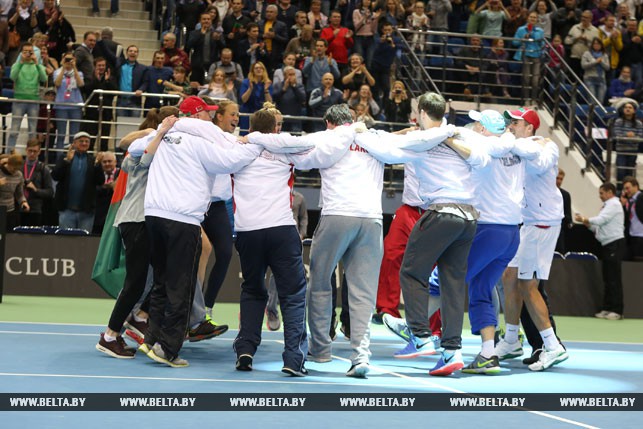 000028 76C994E9CDFFD5FC4325810B004A2B2B 384855