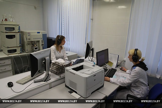 000028 6E7F13CC95A05382432581D30049F63D 55549