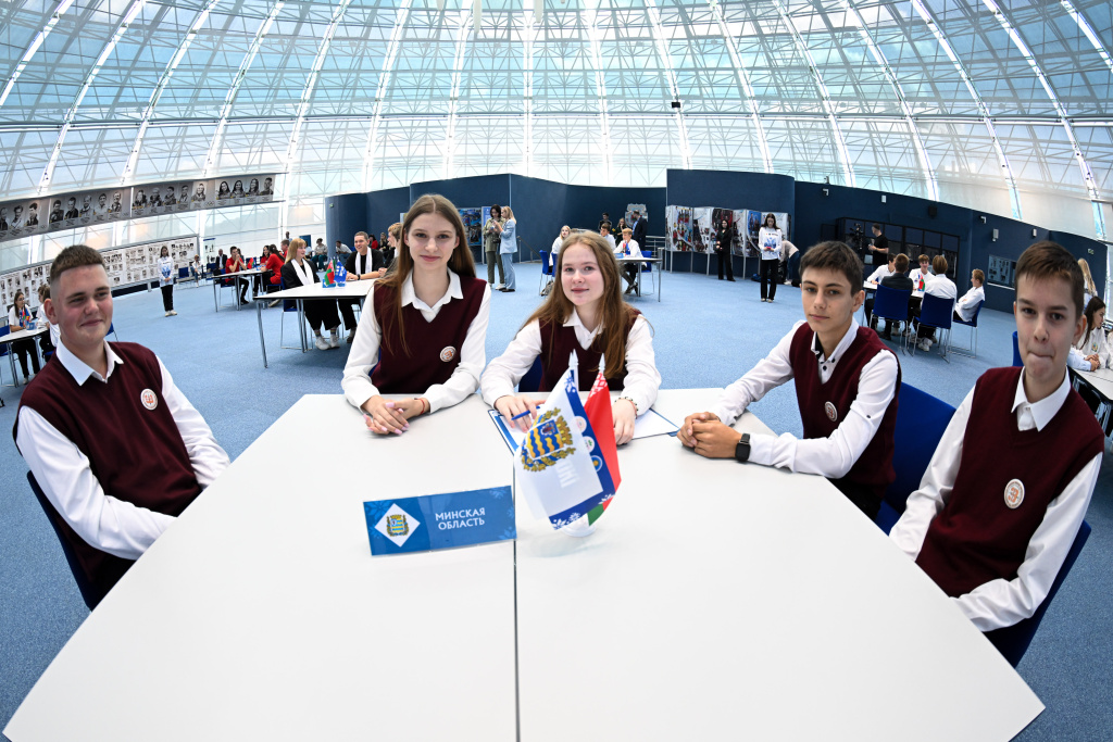 Виктор Лукашенко: в конкурсе "Вытокi-Квіз" приняли участие более 1300 команд