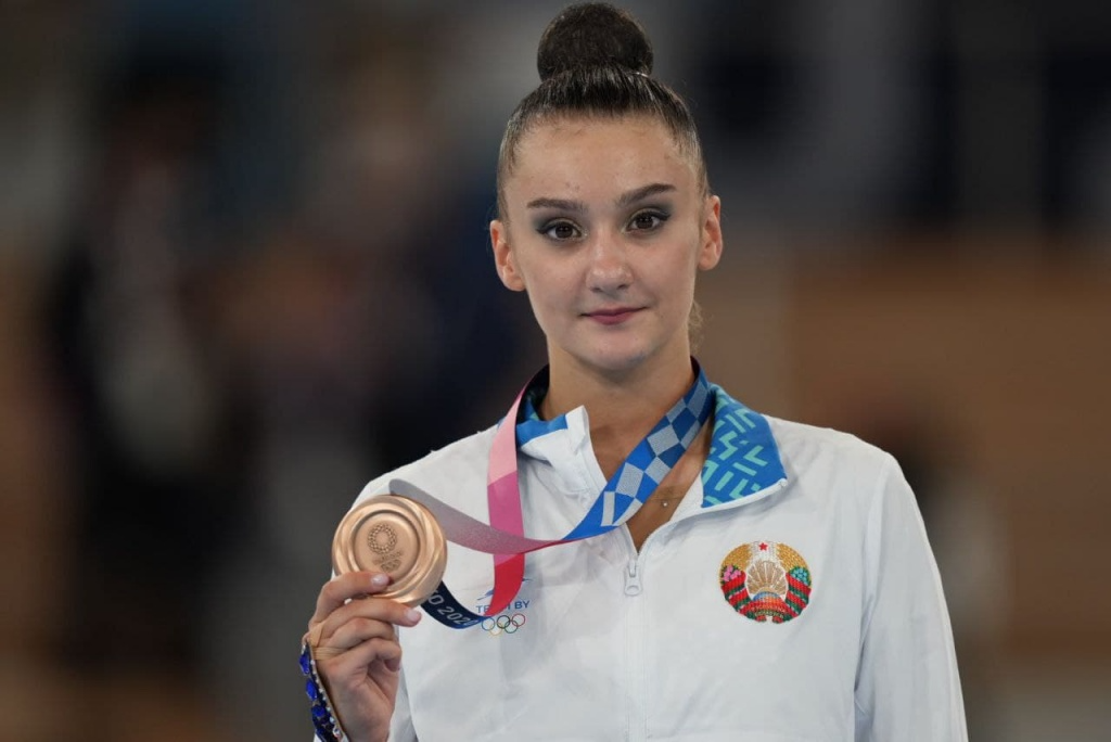 Alina Harnasko wins Rhythmic Individual All-Around bronze at 2020 Tokyo Olympics