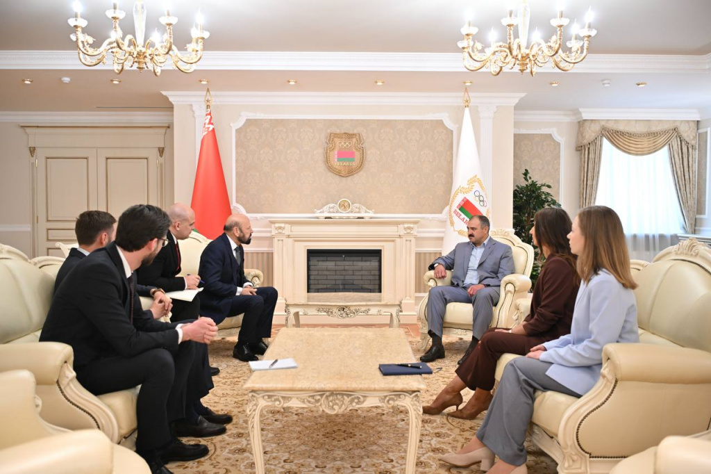 Сотрудничество Беларуси и Швейцарии в спорте обсудили в НОК Беларуси