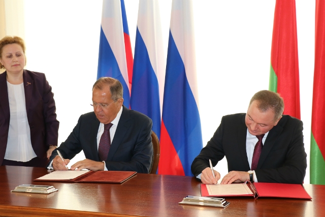 Беларусь и Россия вводят безвизовый режим для иностранных болельщиков на время ЧМ по футболу и II Европейских игр