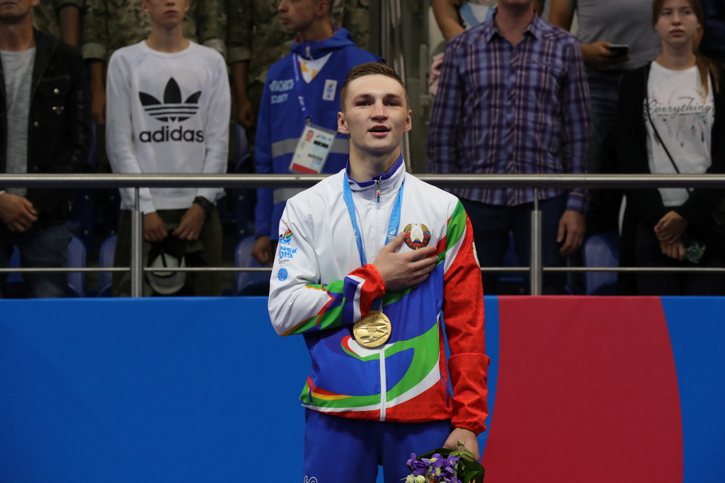 Лукашенко поздравил боксера Дмитрия Асанова с завоеванием золота II Европейских игр