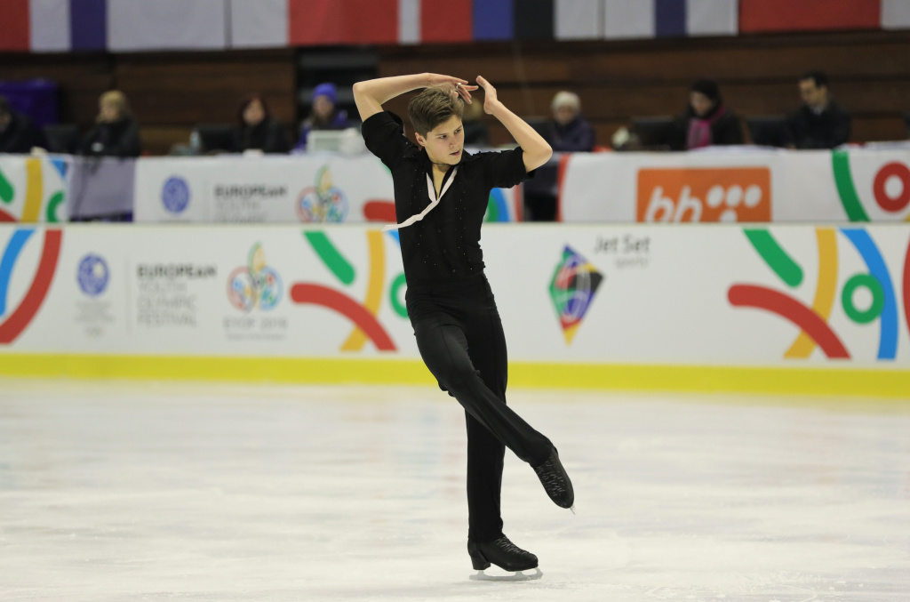 Evgeny Puzanov is bronze medalist EYOF-2019 in figure skating
