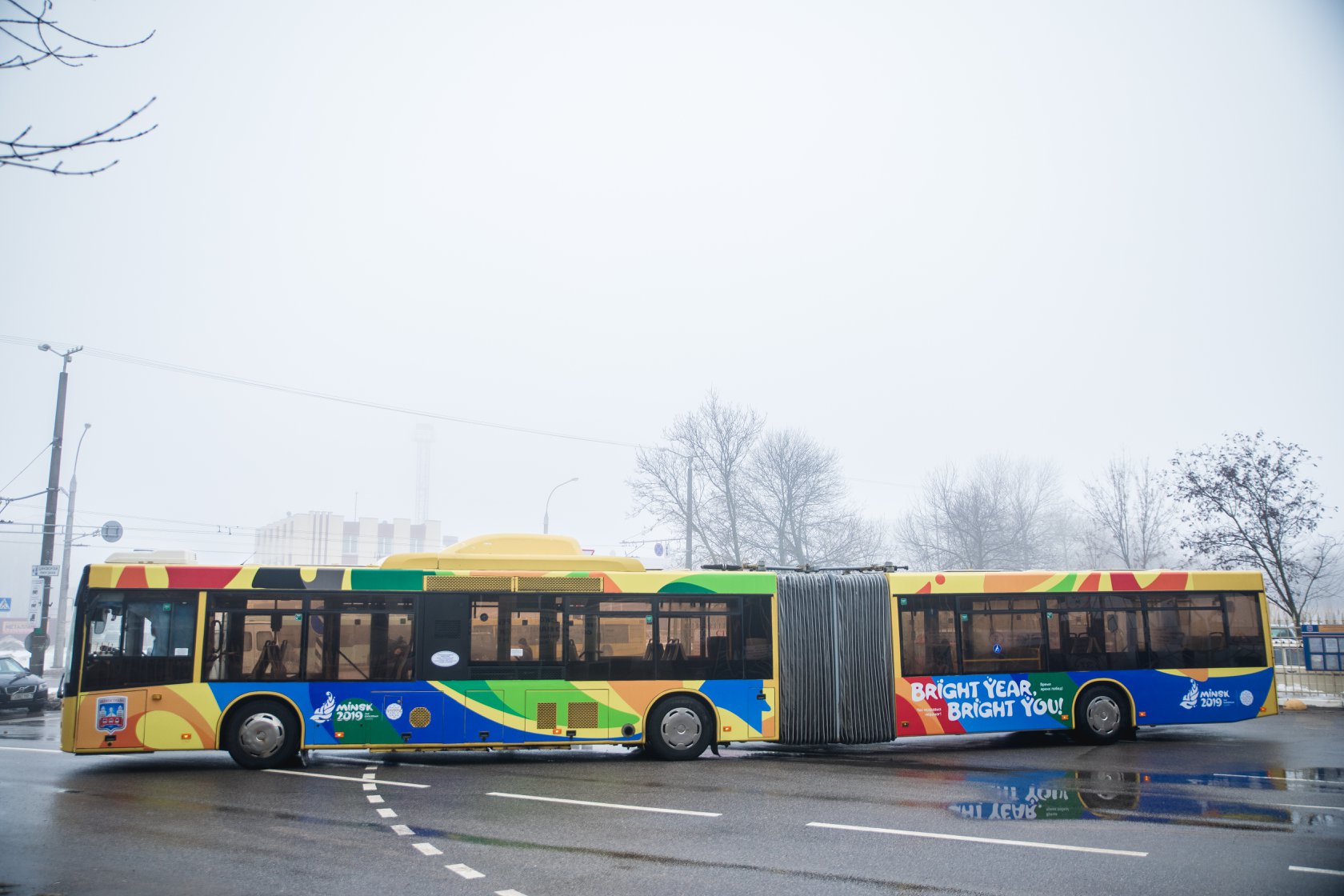 Автобусы с символикой Евроигр начали курсировать по Минску