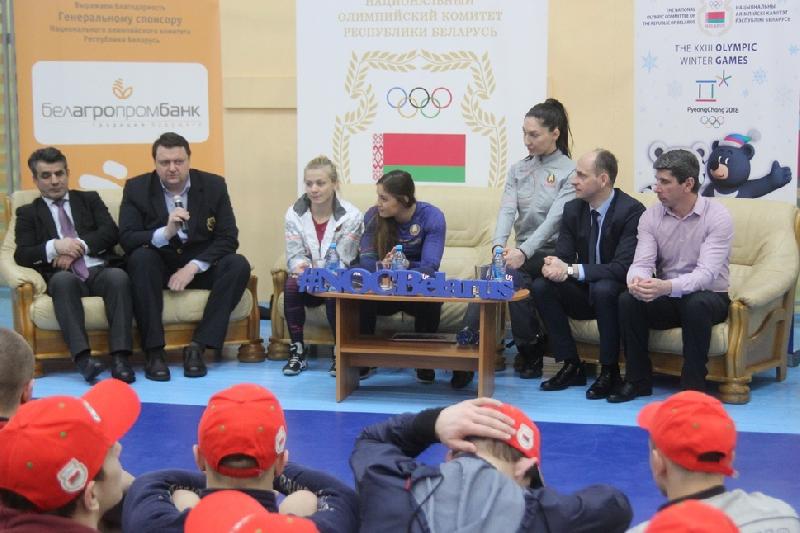 Belarus’ wrestling stars held workshop for Olympic reserve students