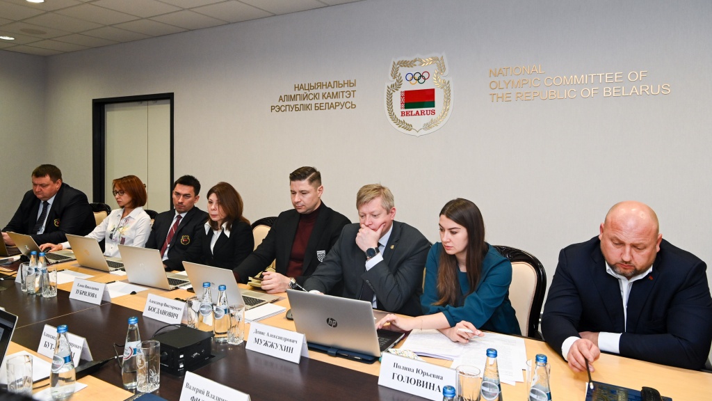 На Исполкоме НОК утвержден состав сборной по хоккею на ЕЮОФ