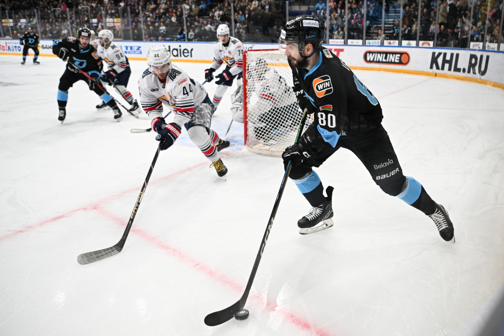 Хоккеисты "Динамо-Минск" уступили магнитогорскому "Металлургу" Хоккеисты "Динамо-Минск" уступили магнитогорскому "Металлургу"