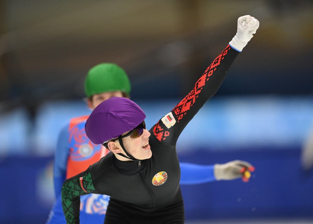 Первая медаль белорусов на II зимних Играх "Дети Азии" 