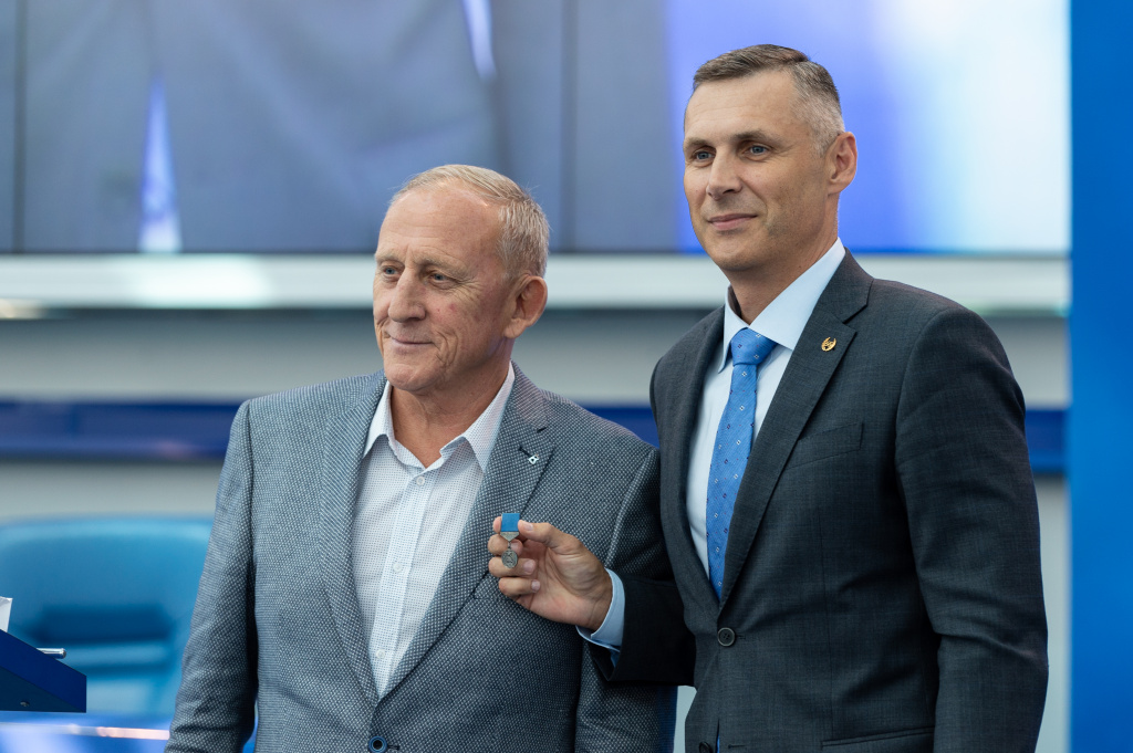 DEN_1033.jpg DEN_1033.jpg