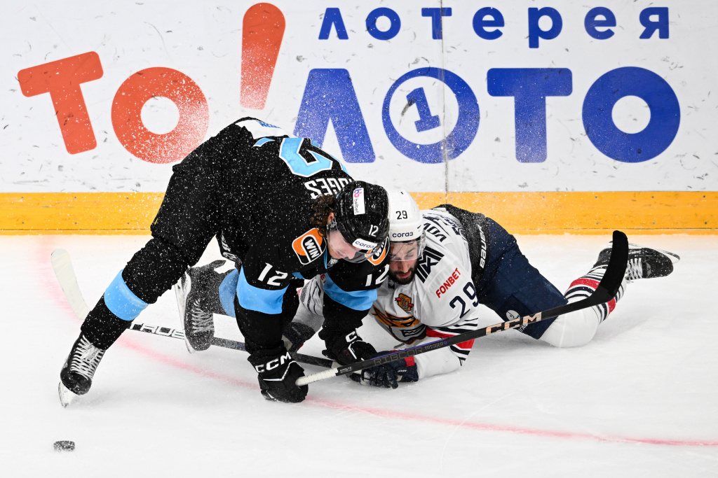 Динамо-Металлург 139.jpg Динамо-Металлург 139.jpg