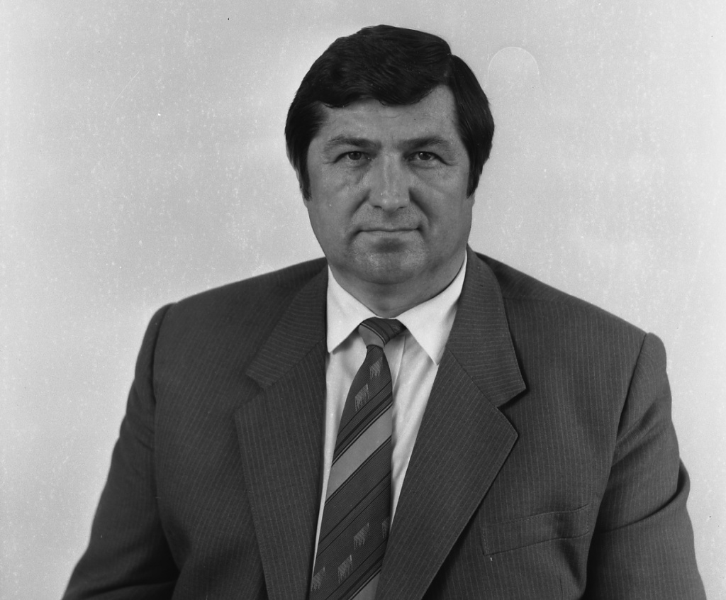 Владимир Рыженков 4х1.jpg