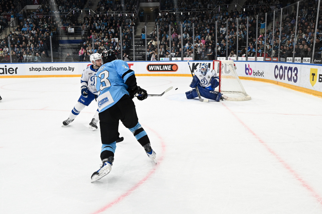 Динамо Мн - Динамо Мск 97.jpg Динамо Мн - Динамо Мск 97.jpg