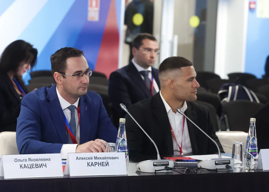 Карней 0C6A8220.jpg Карней 0C6A8220.jpg