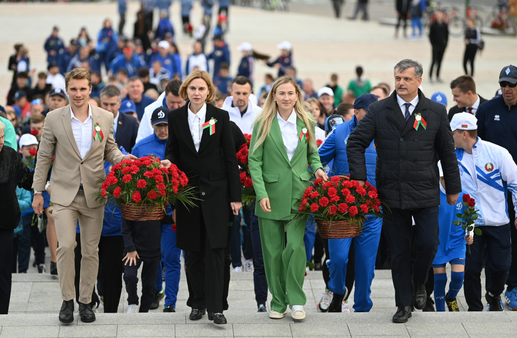 Петкевич и Ковальчук_1946_1.JPG