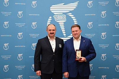 Глава Президентского спортивного клуба удостоен медали НОК Беларуси