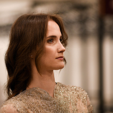 отмечает 30-летие 14