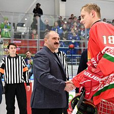 юношеской сборной Беларуси до 16 лет проиграли первый матч в Новокузнецке 4