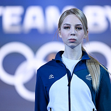 отмечает 30-летие 115