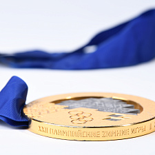 медаль Дарьи Домрачевой 10