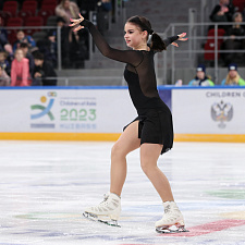 Новокузнеце откатали короткую программу фигуристы 24