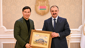 Виктор Лукашенко провел встречу с Главой Республики Калмыкия