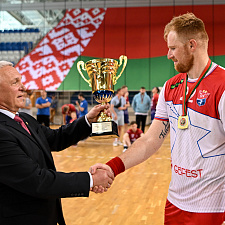 -Мешков Брест- в 15-й раз стал чемпионом Беларуси по гандболу 45