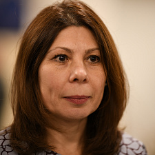 отмечает 30-летие 25