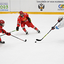 юношеской сборной Беларуси до 16 лет проиграли первый матч в Новокузнецке 16