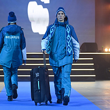 отмечает 30-летие 131