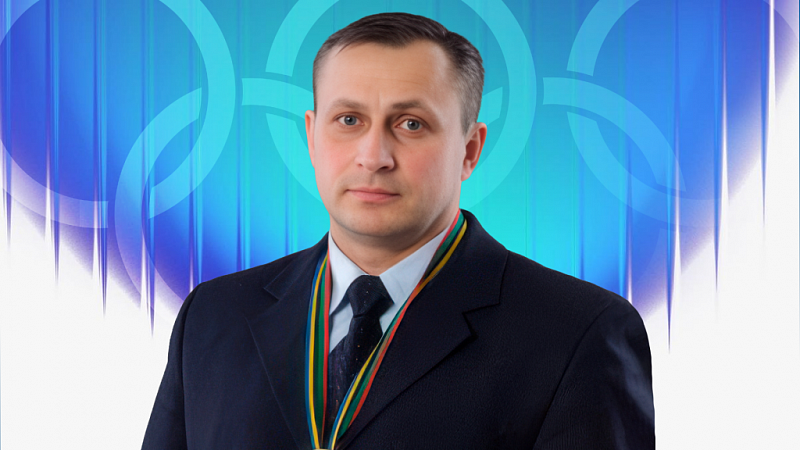 NOC President Viktor Lukashenko congratulates Aleksandr Maseykov on his 55th birthday
