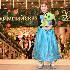 Олимпийская Елка 104