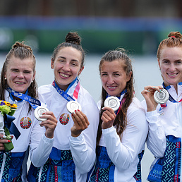2021.08.07 Гребля на байдарке. М. Махнева, Н.Попок, О. Худенко, М. Литвинчук