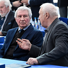 Ассамблея 12