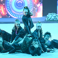 Rhythmic gymnastics 88