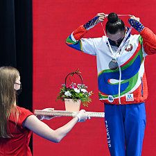 Rhythmic gymnastics 76