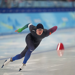 12.02.2022 конькобежный спорт Игнат Головатюк 